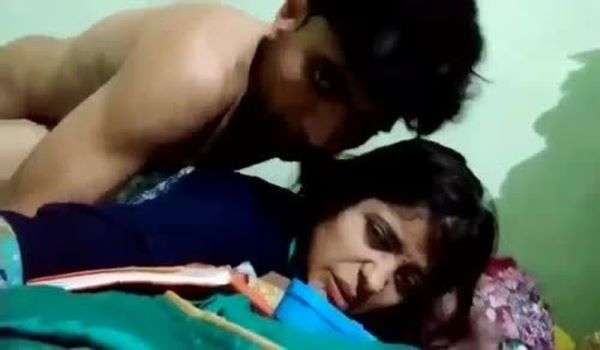 Hindi Audio GF Chudai Hardcore Painful MMS