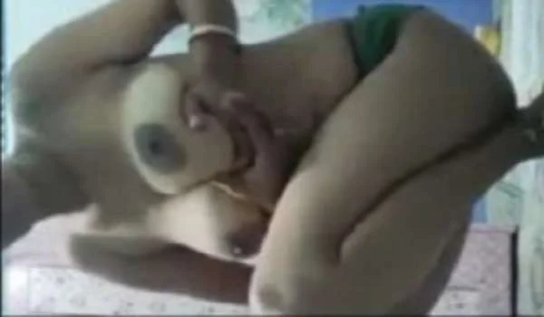 Unsatisfied Bengali Bhabhi Big Boobs Masturbation