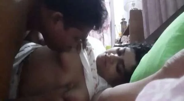 Couple Missionary Position Aage Se Horny Fun