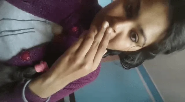Hindi Audio Chut Me Ungli Karke Sungha Ladki
