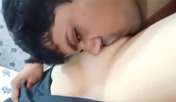 MMS leak beauty parlour chut chatai video