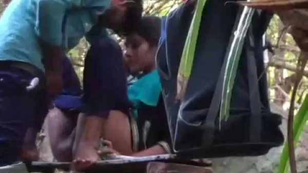 Boyfriend Girlfriend Sex Karte Hue Indian MMS Video