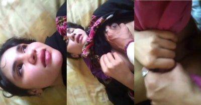 Salwar Me Pakistani Girl Friend Hardcore Chudai